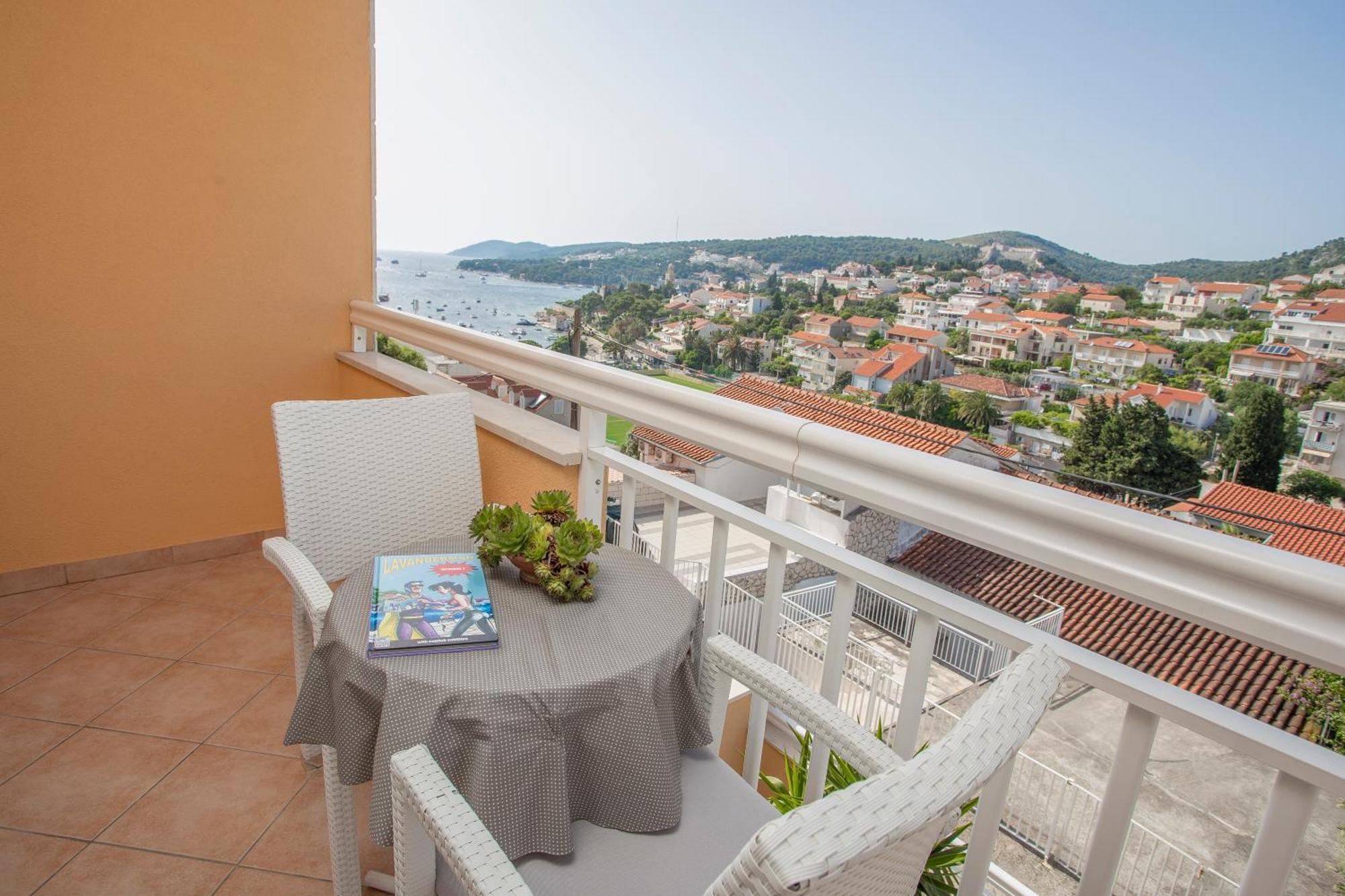 Apartments Sunny Elza Hvar Town Rom bilde